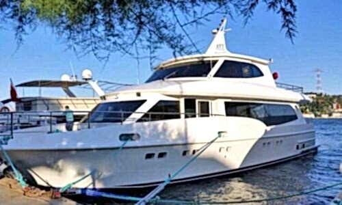 İstanbul Boğazında 50 Kişi Kiralık Lüks Gezi Teknesi
