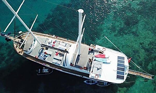 27 Metre 6 Kabinli Bodrum Kiralık Gulet